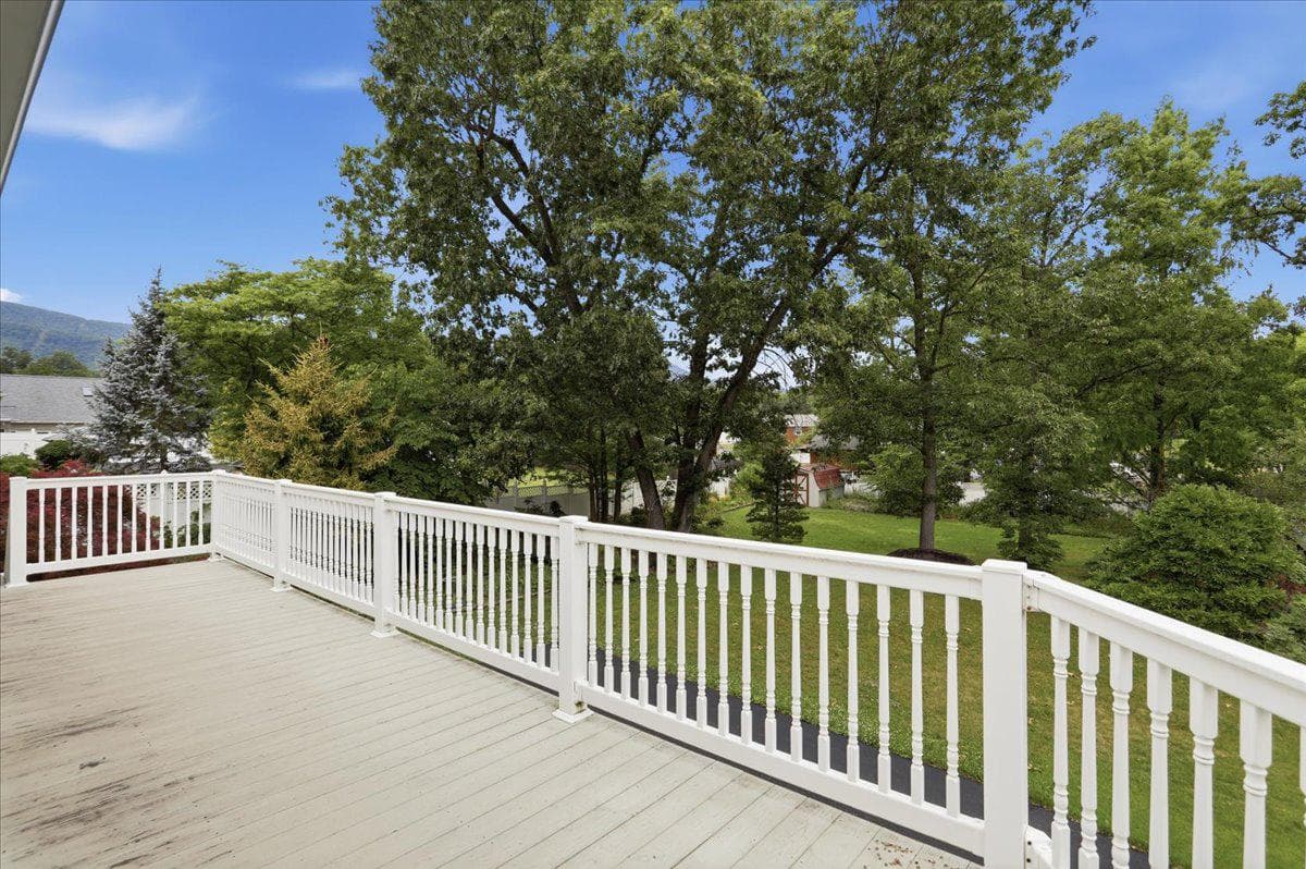 14105 Royal Oak Drive SW photo 33