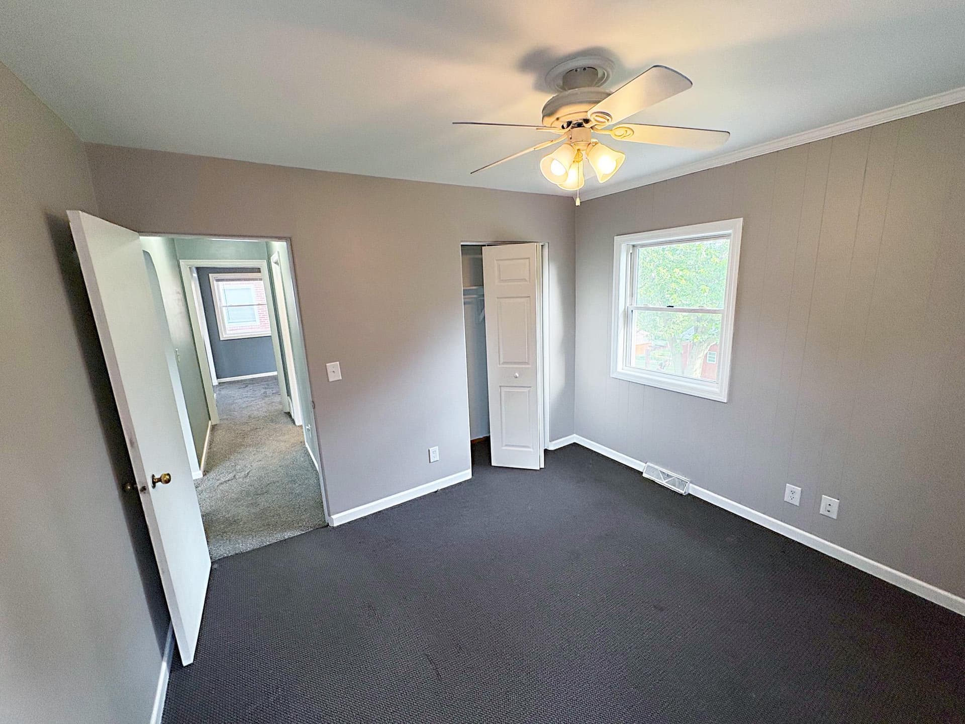 165 Washington Street photo 16