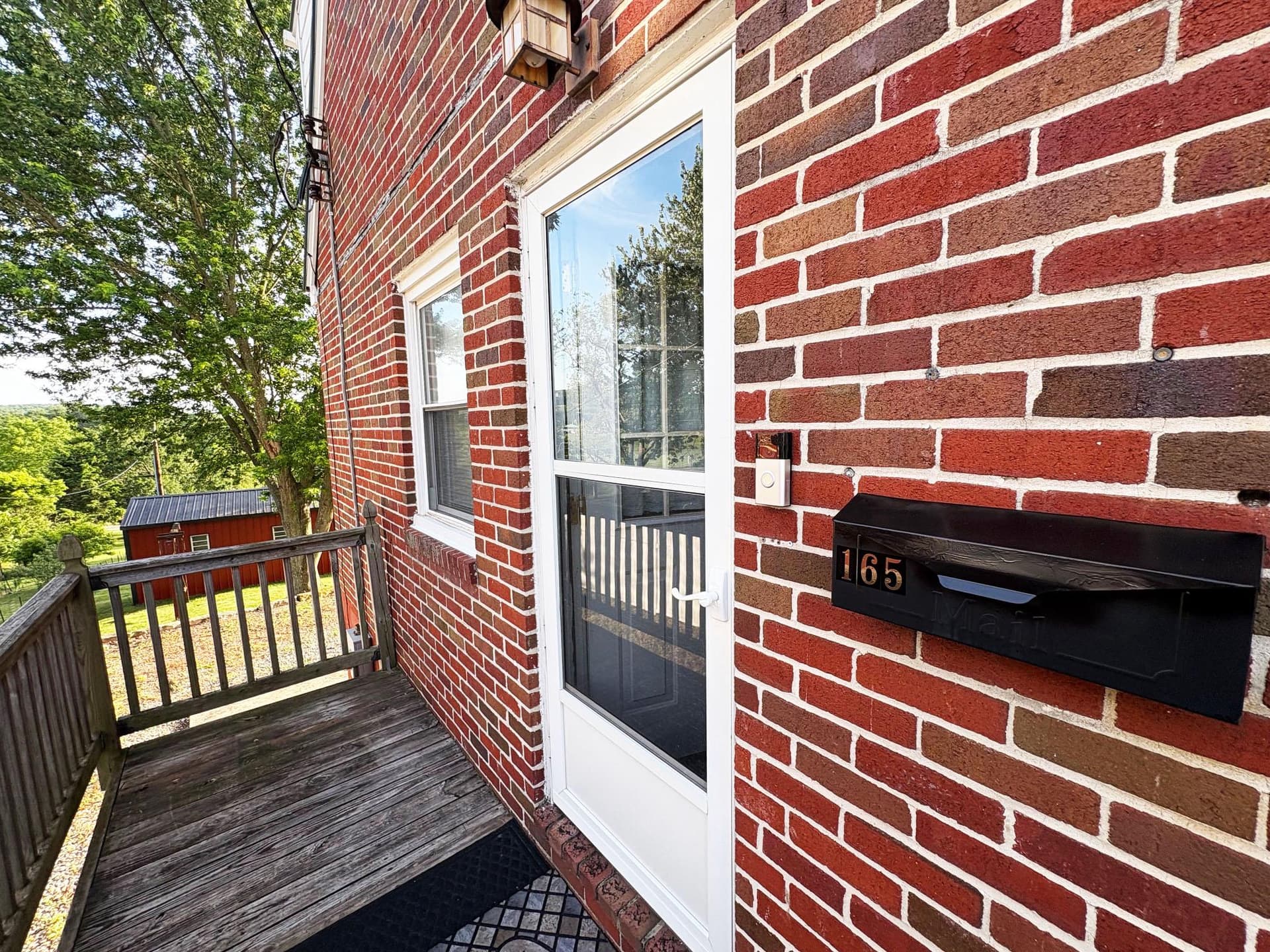 165 Washington Street photo 3