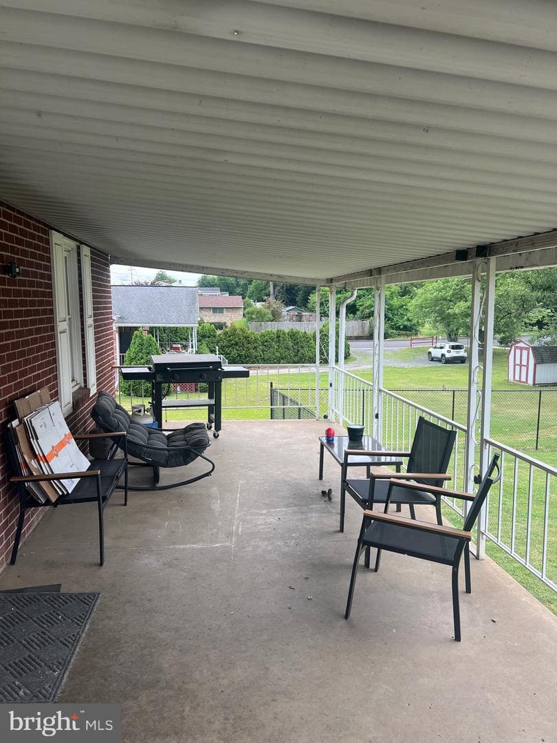 117 Wempe Drive photo 6