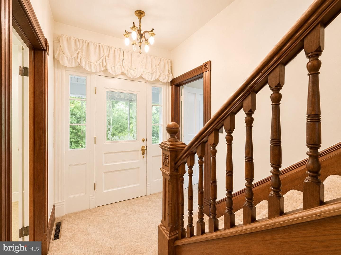 124 Riordan Road photo 12