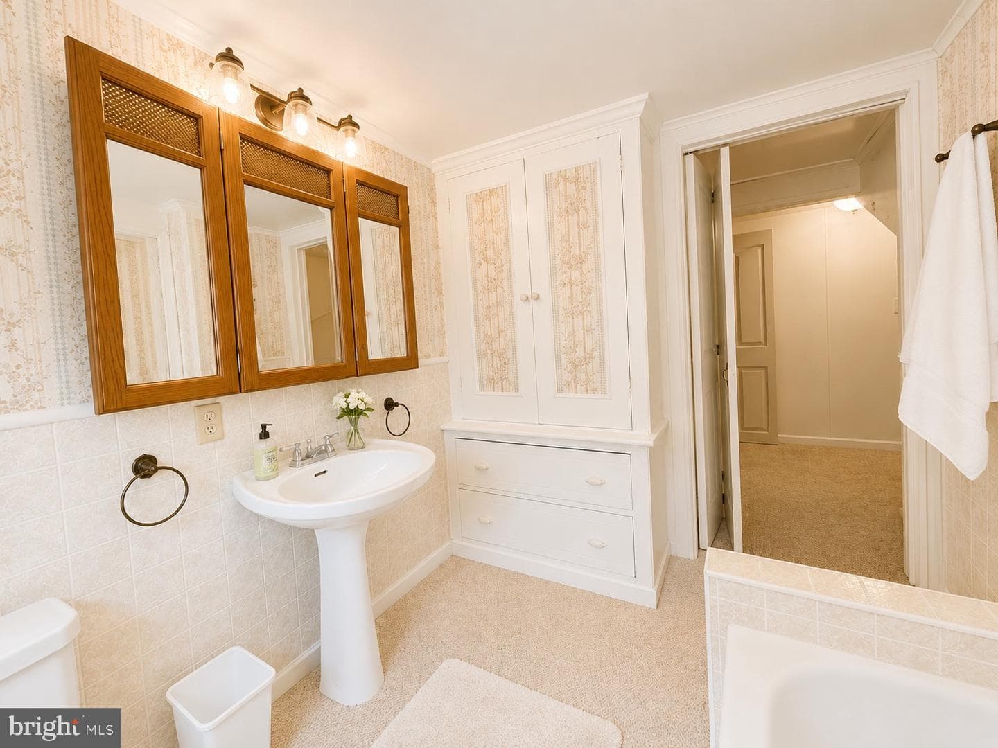 124 Riordan Road photo 25