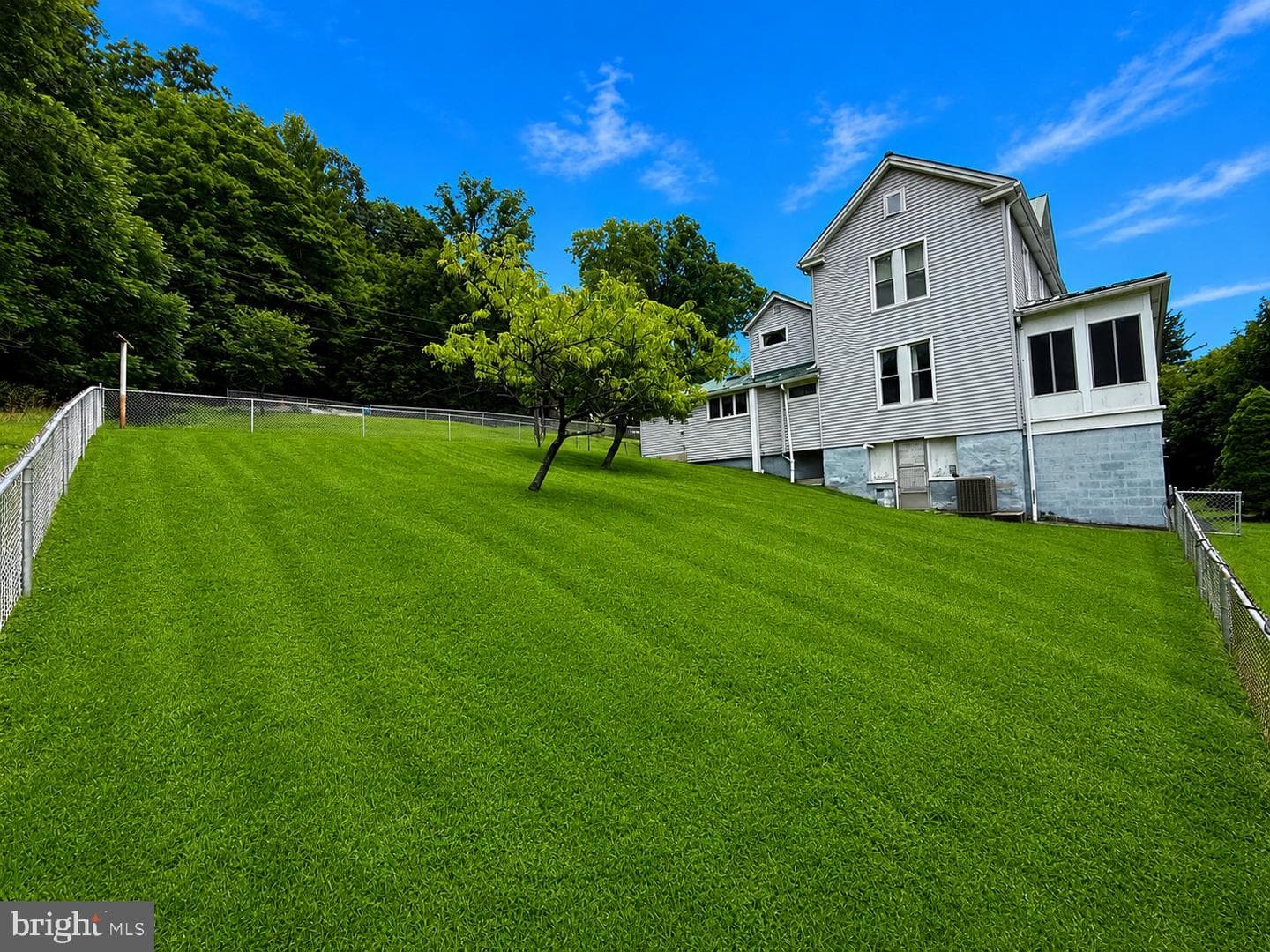 124 Riordan Road photo 26