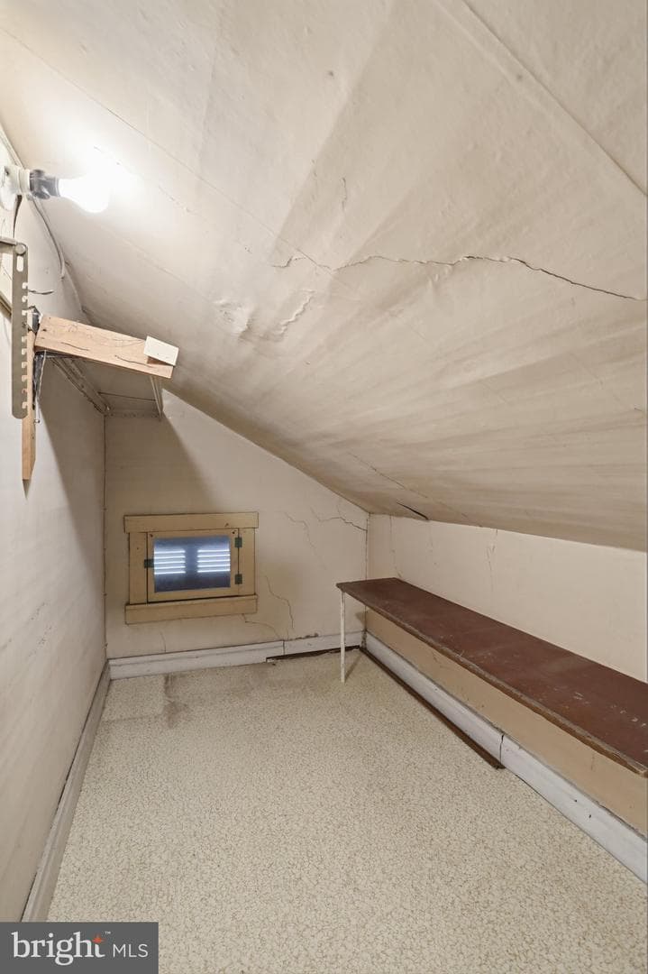 86 Oak Street photo 22