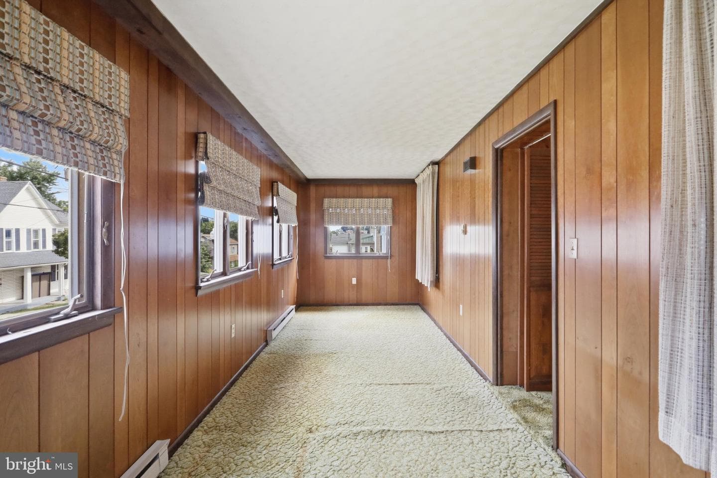 86 Oak Street photo 8
