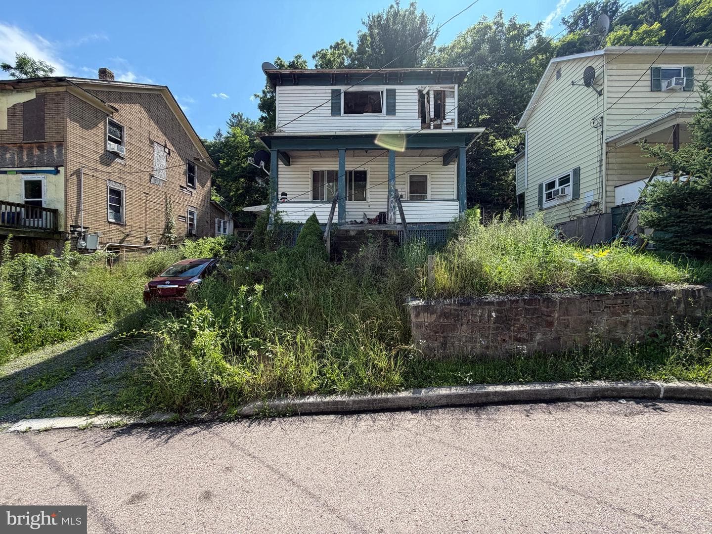 87 Douglas Avenue photo 1