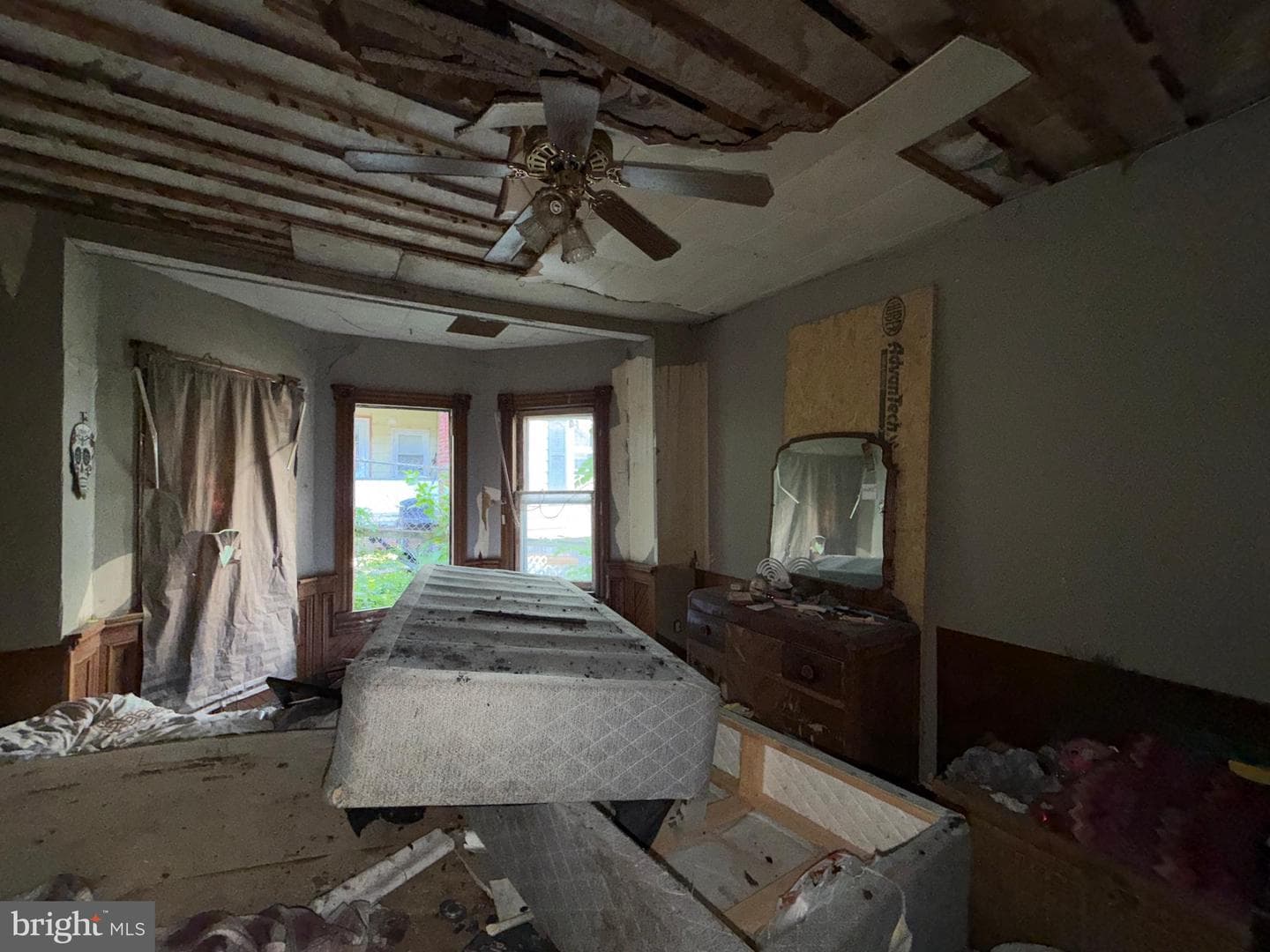 87 Douglas Avenue photo 14