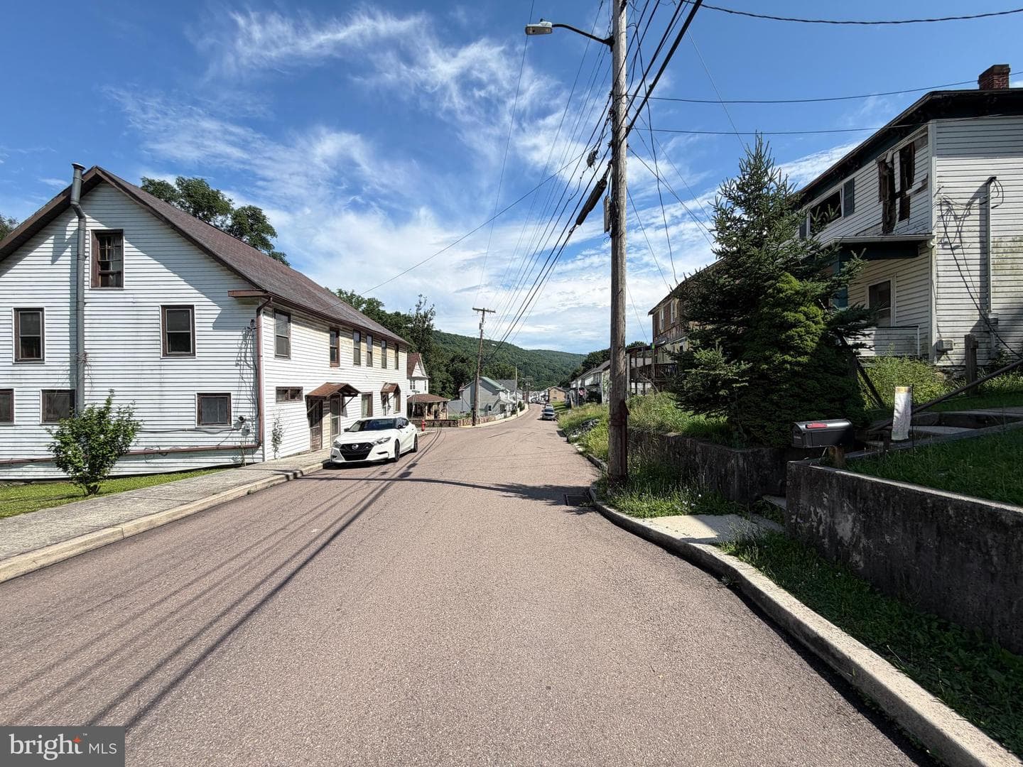 87 Douglas Avenue photo 19