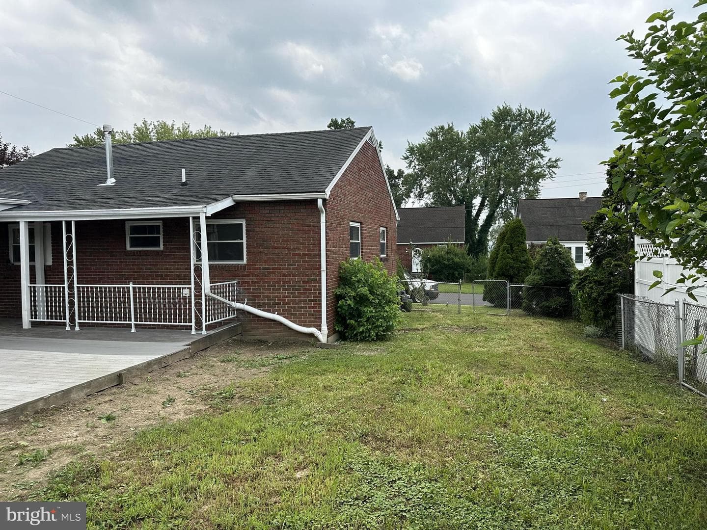 626 Elwood Street photo 4