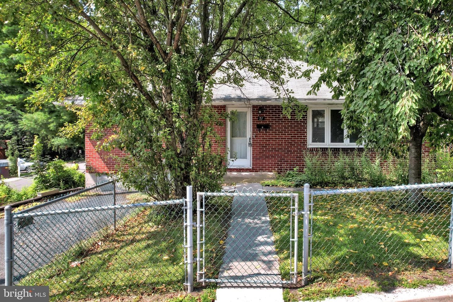 71 E Mechanic Street photo 1