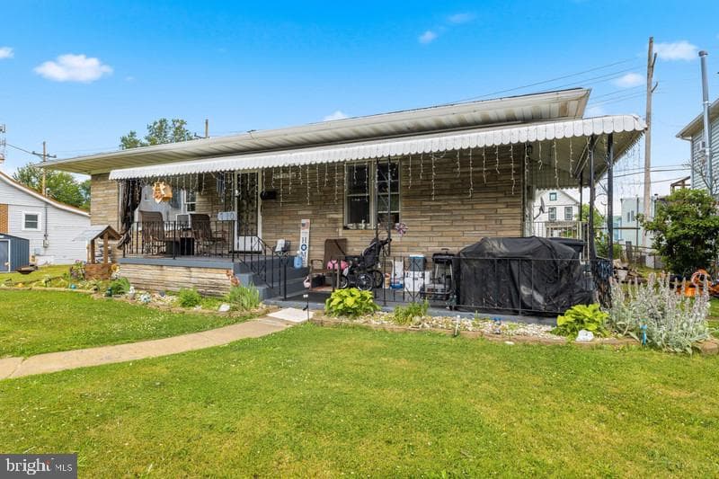 710 Lafayette Avenue photo 1