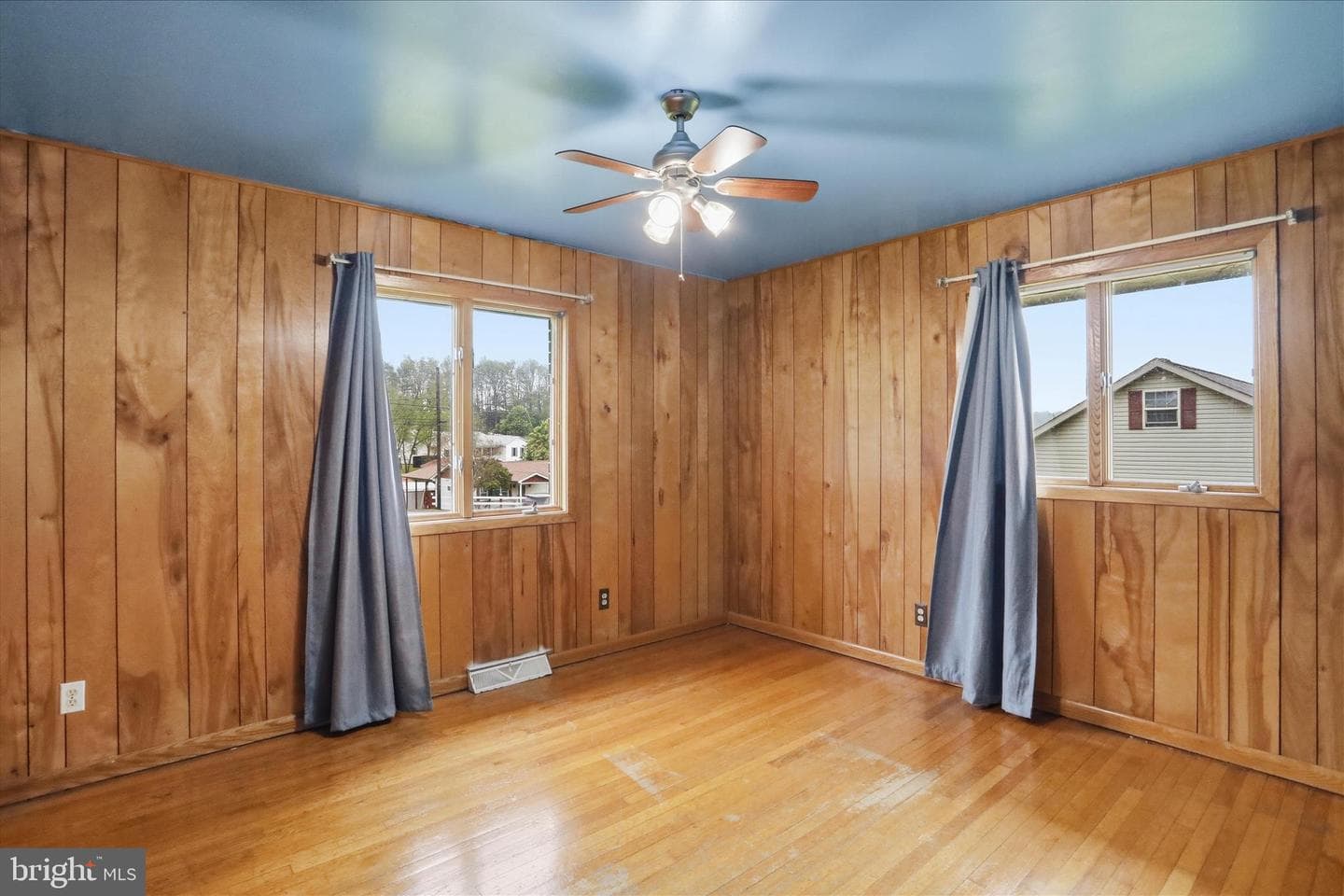 10233 Parkersburg Road photo 11