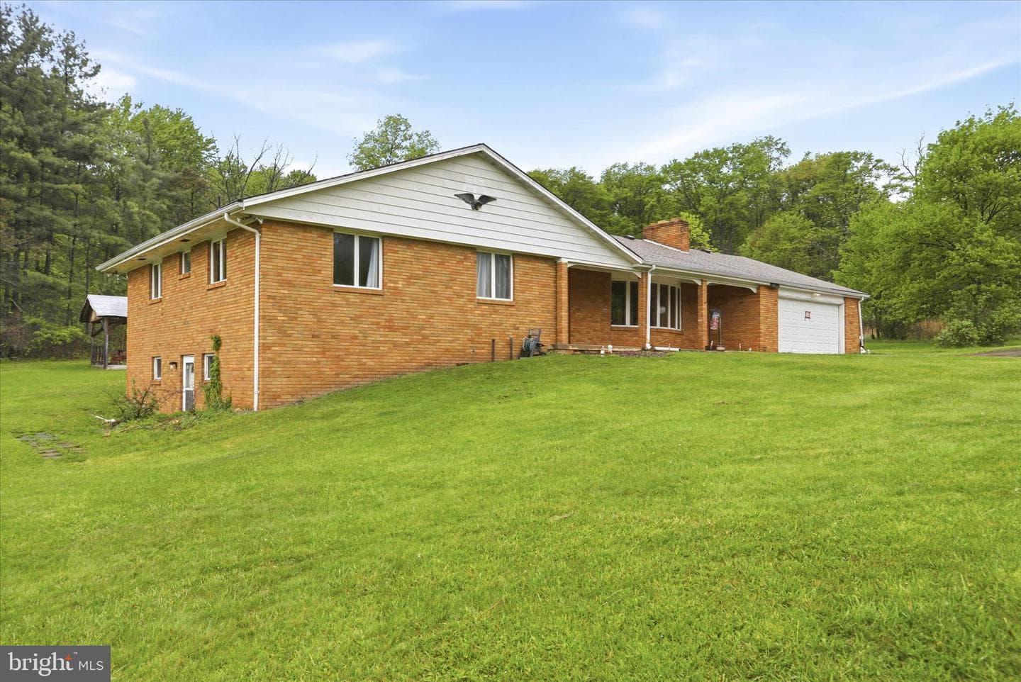 10233 Parkersburg Road photo 3