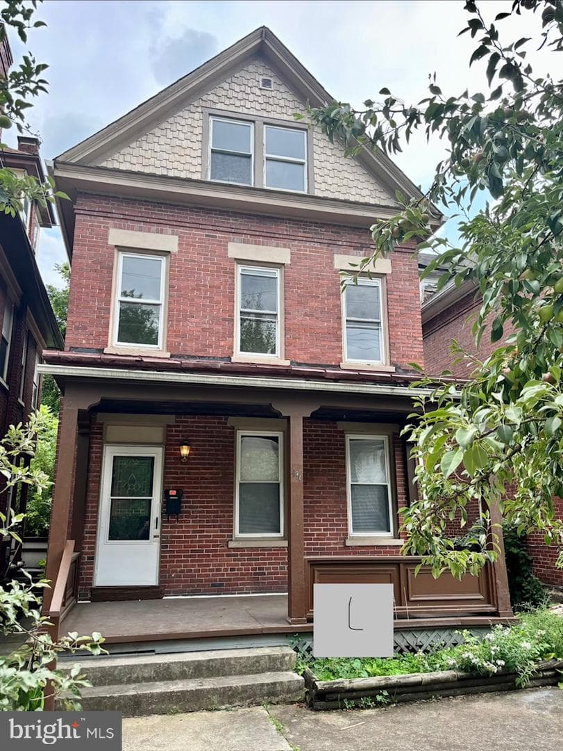 410 Fayette Street photo 1