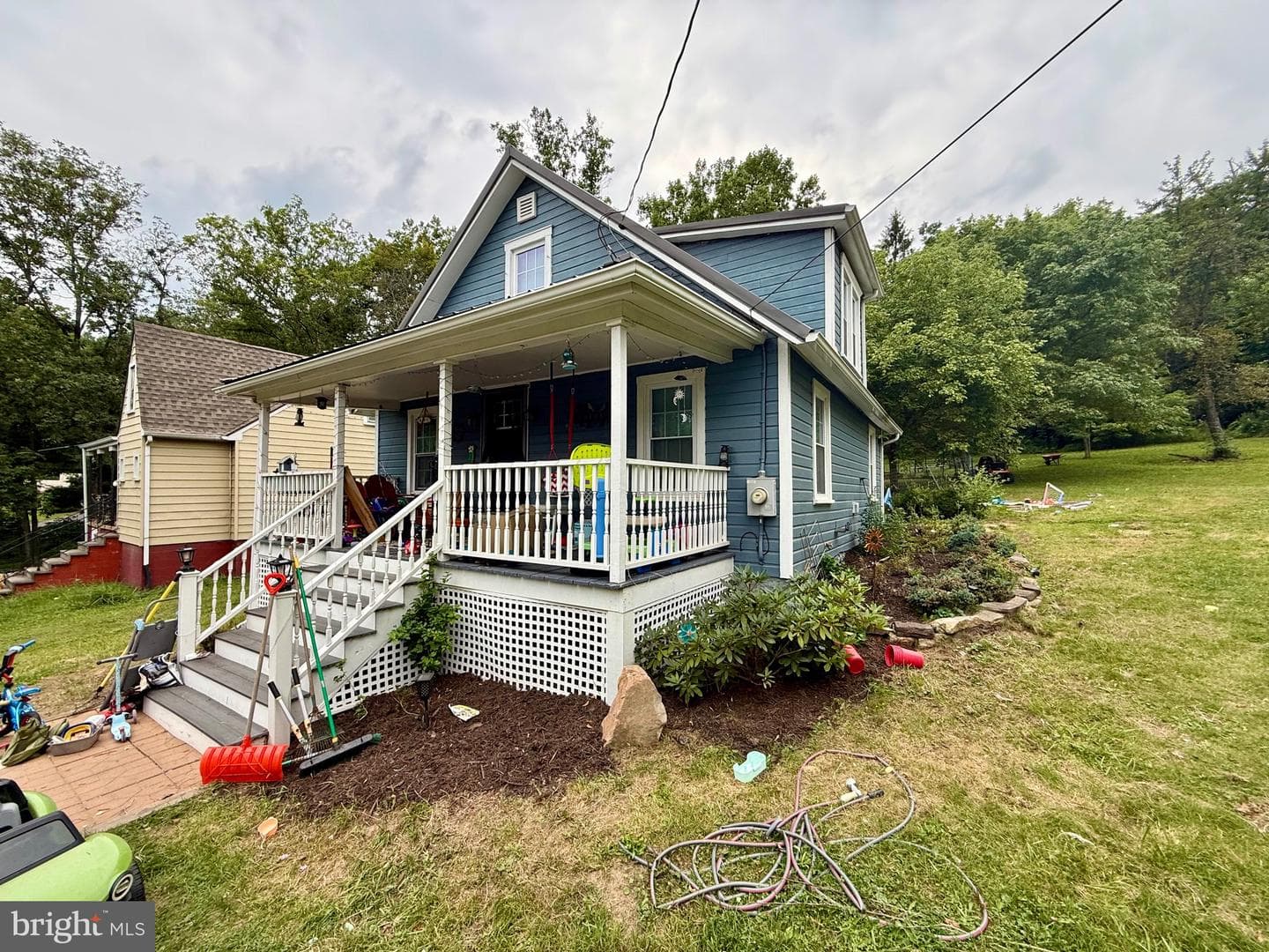 12011 Amherst Avenue NE photo 1