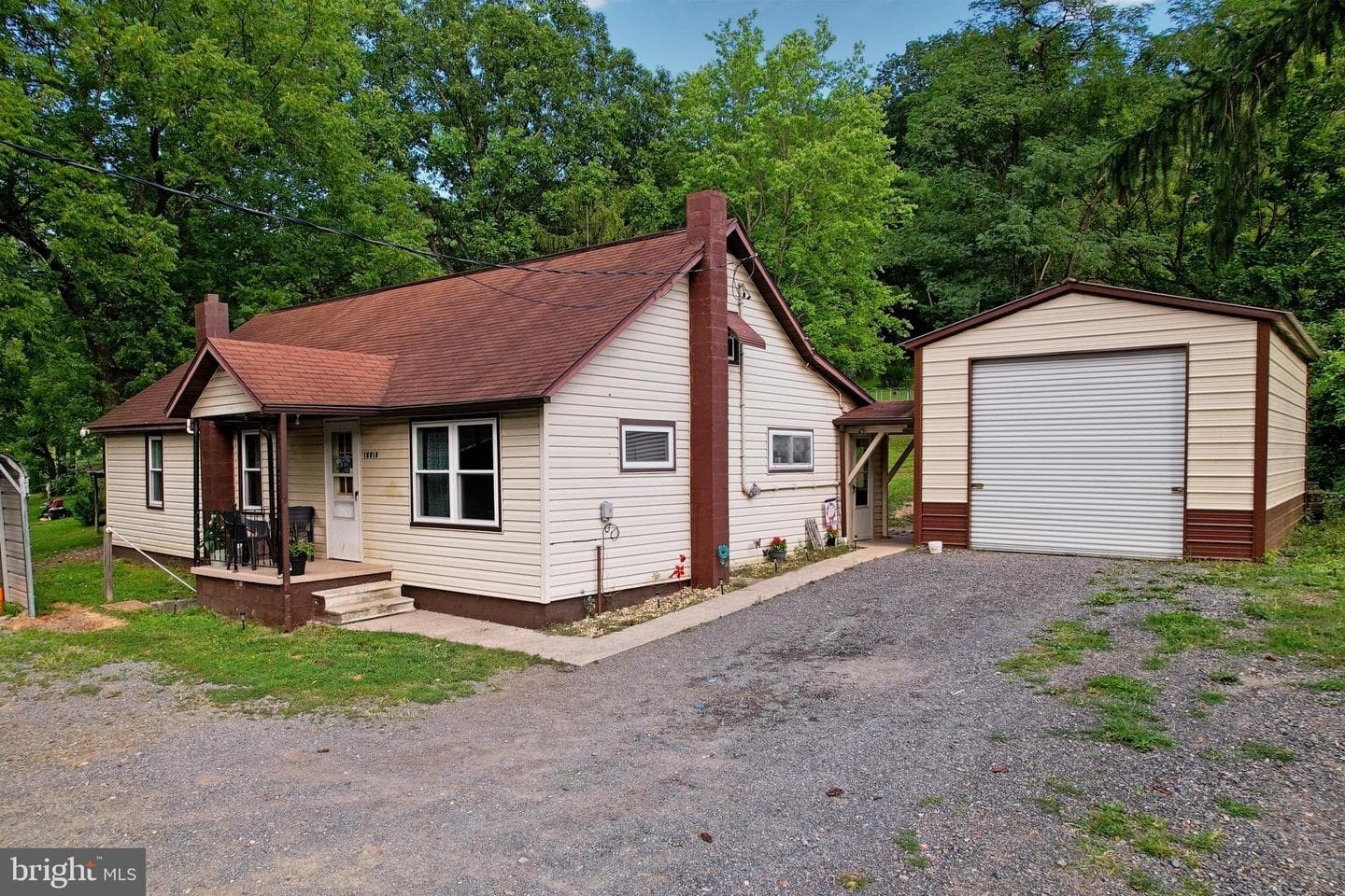 18318 Derwood Drive photo 1