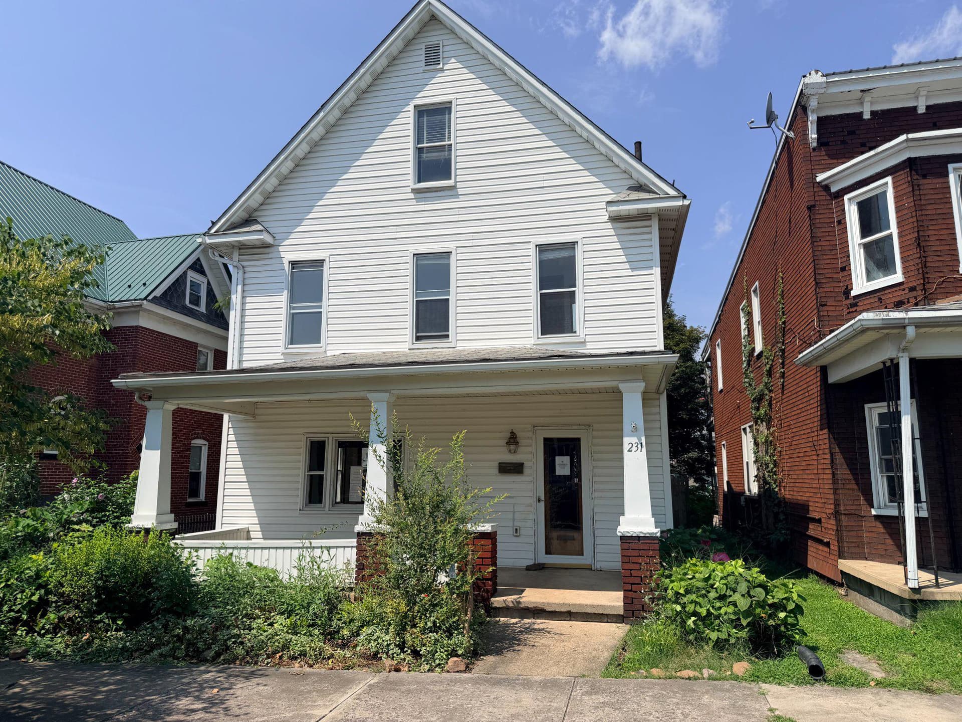 231 Race Street photo 1