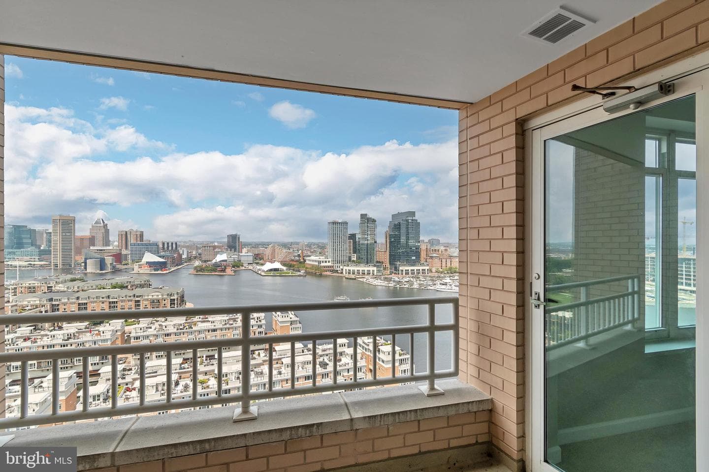 100 Harborview Drive #1709 photo 9