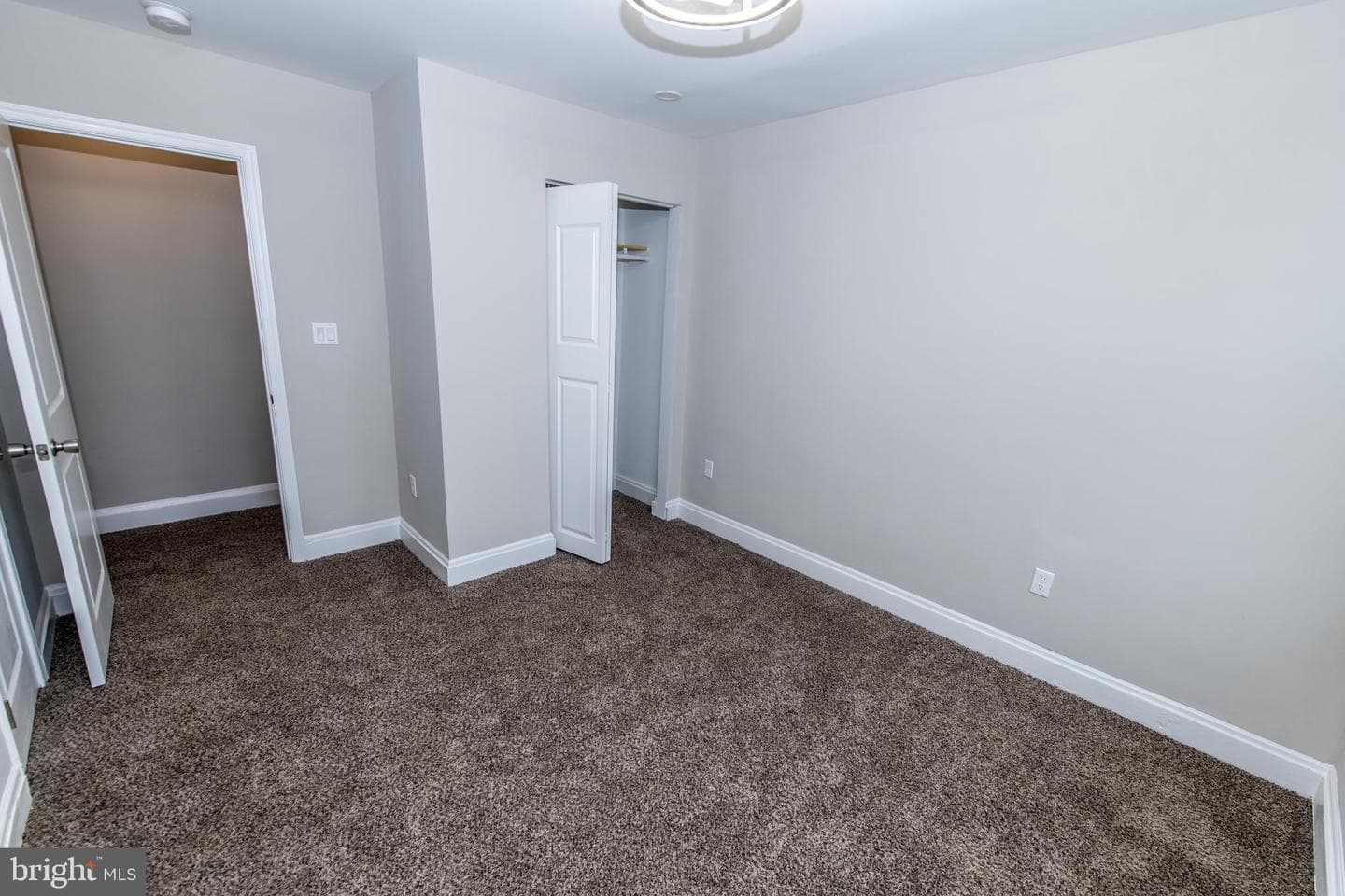 901 N Linwood Avenue photo 15