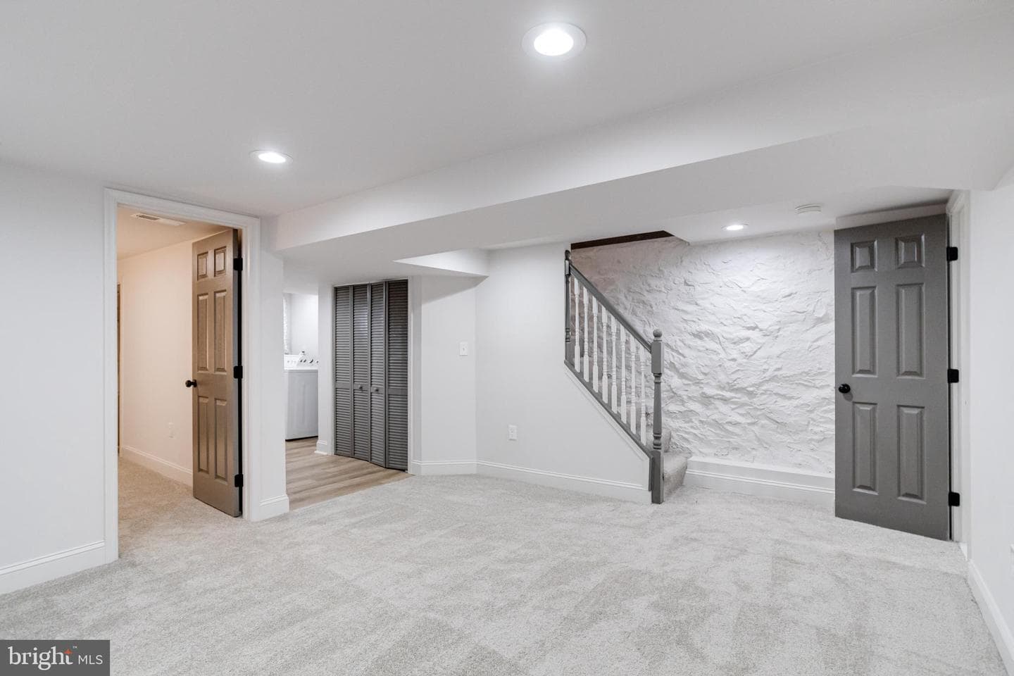 4228 Ivanhoe Avenue photo 31