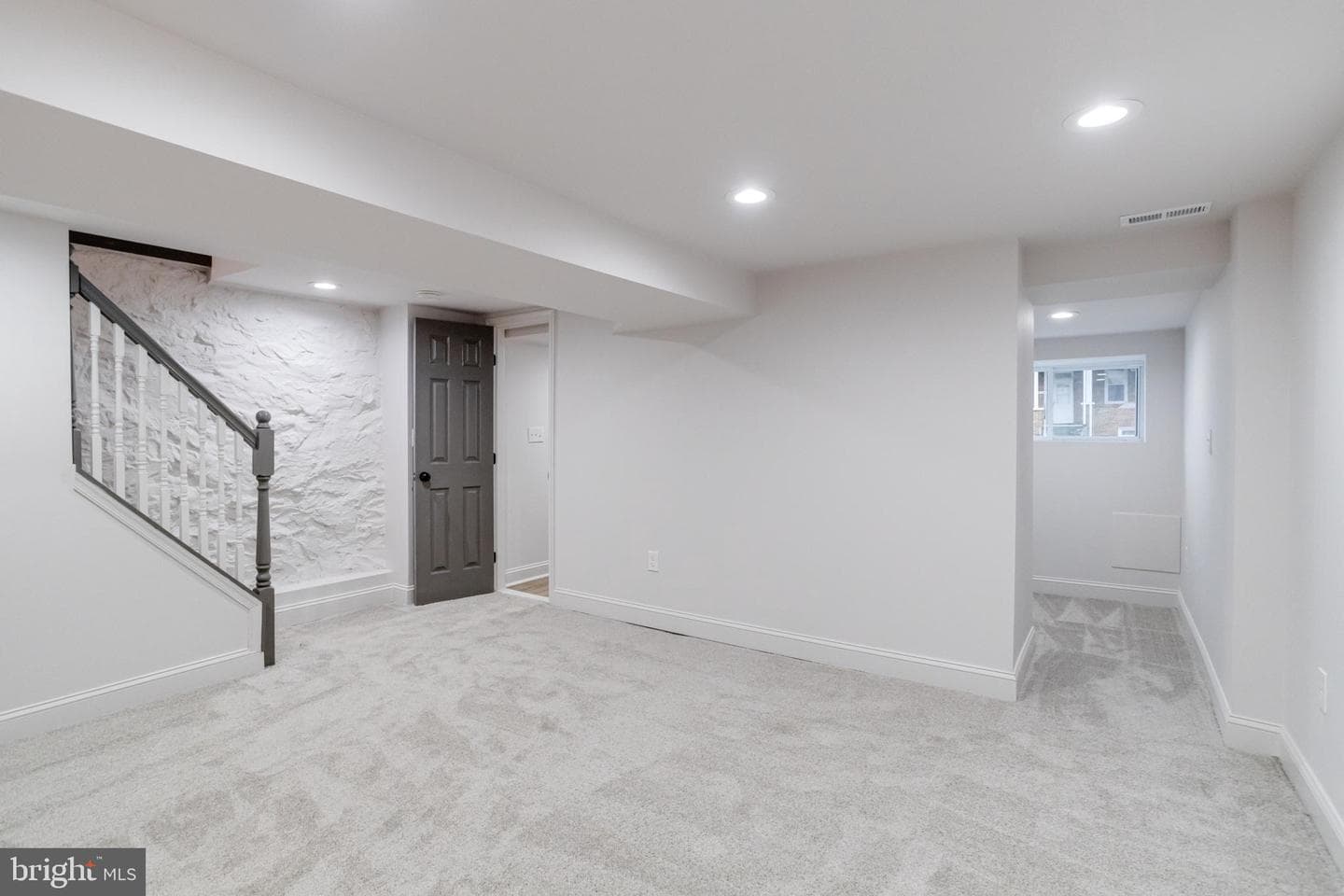 4228 Ivanhoe Avenue photo 36