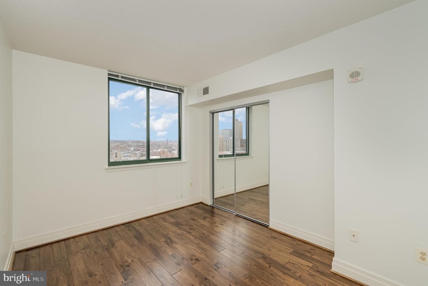 414 Water Street #1512 photo 16