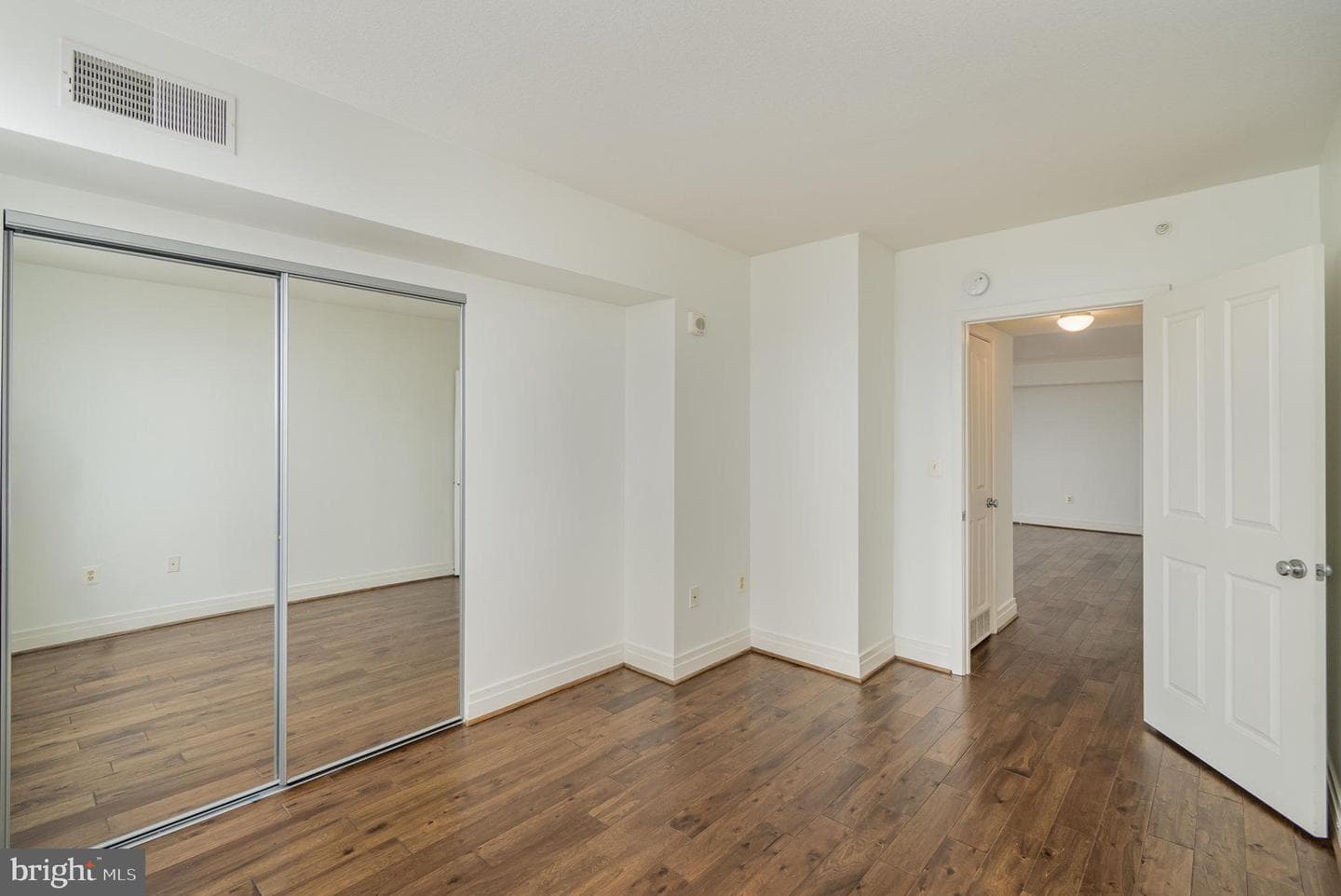414 Water Street #1512 photo 17