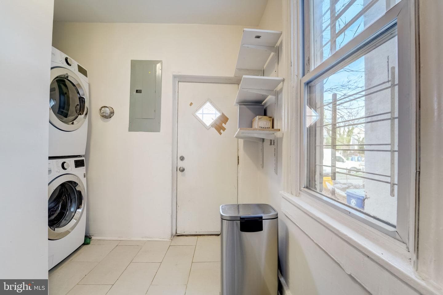 302 E 21st Street photo 19