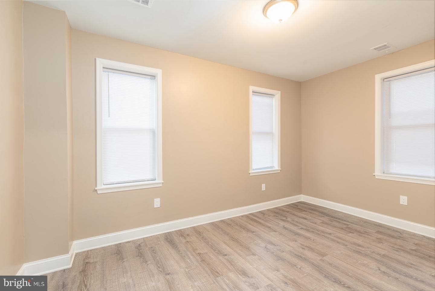 4201 Nicholas Avenue photo 22