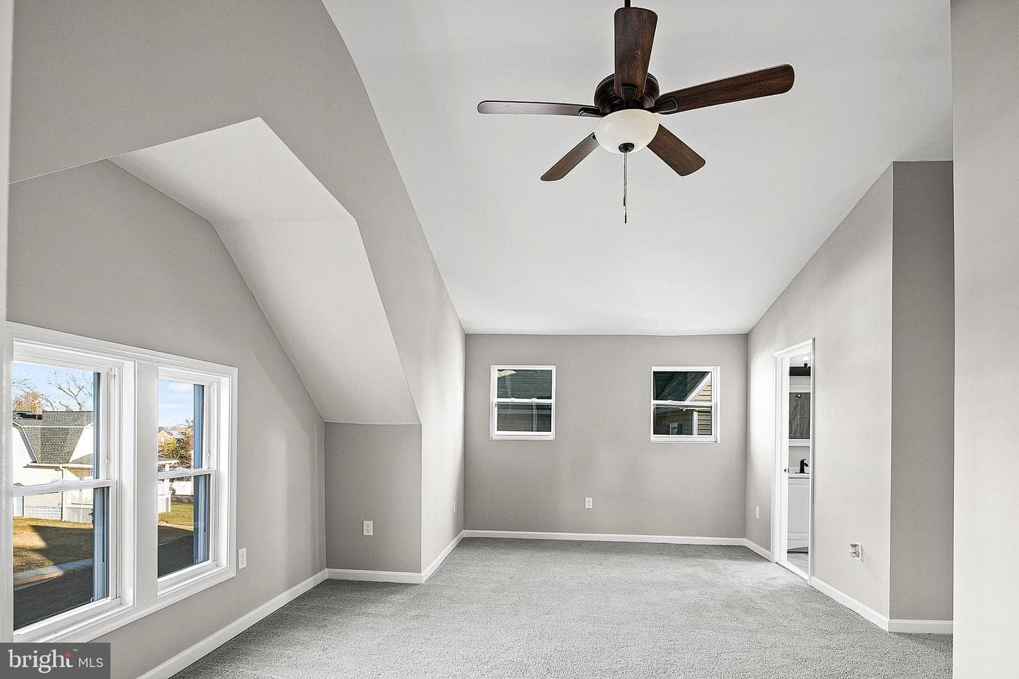 3909 Fleetwood Avenue photo 28