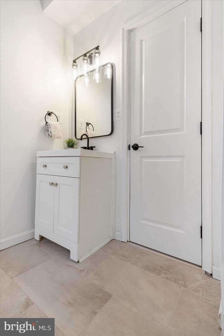 424 Mosher Street photo 32