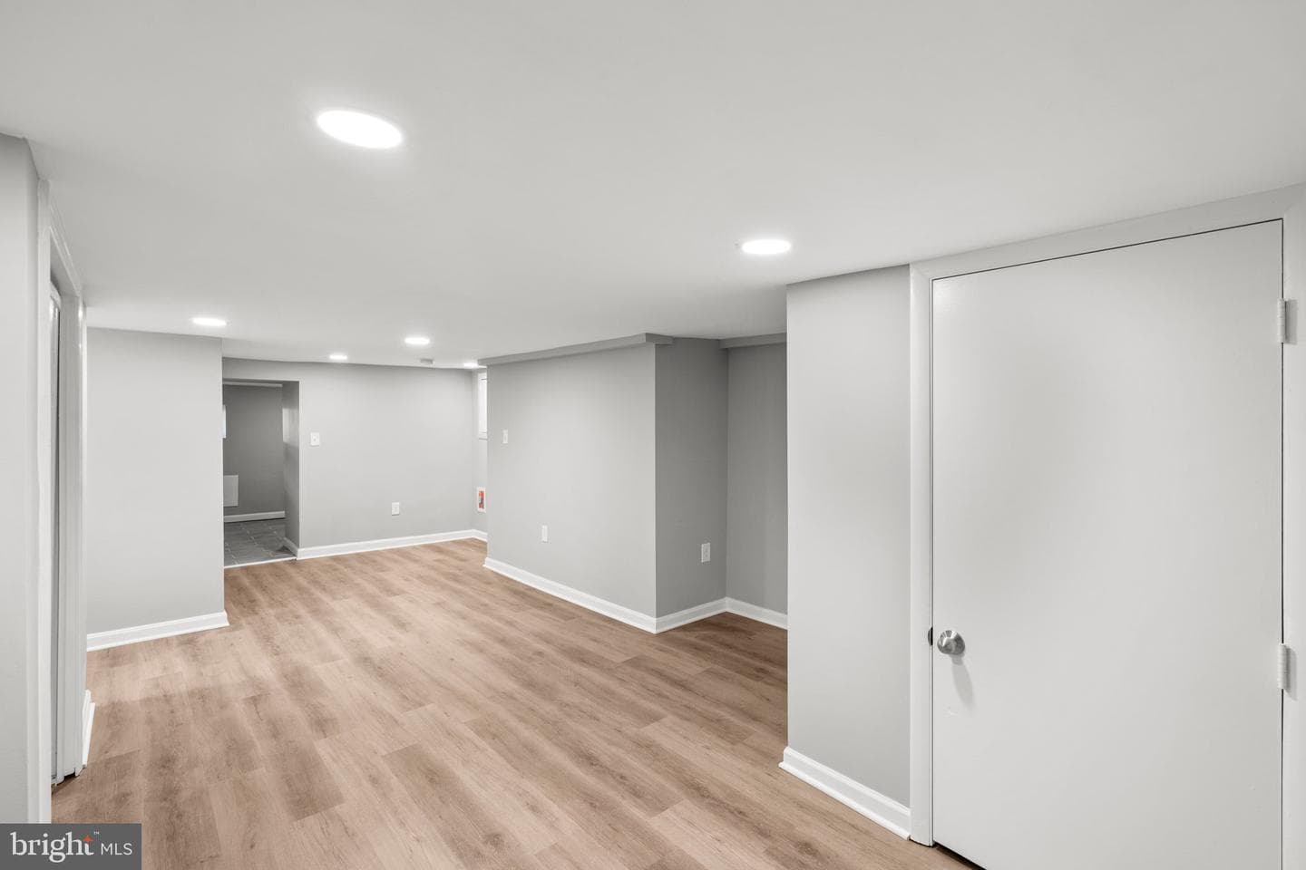 3013 W Garrison Avenue photo 24