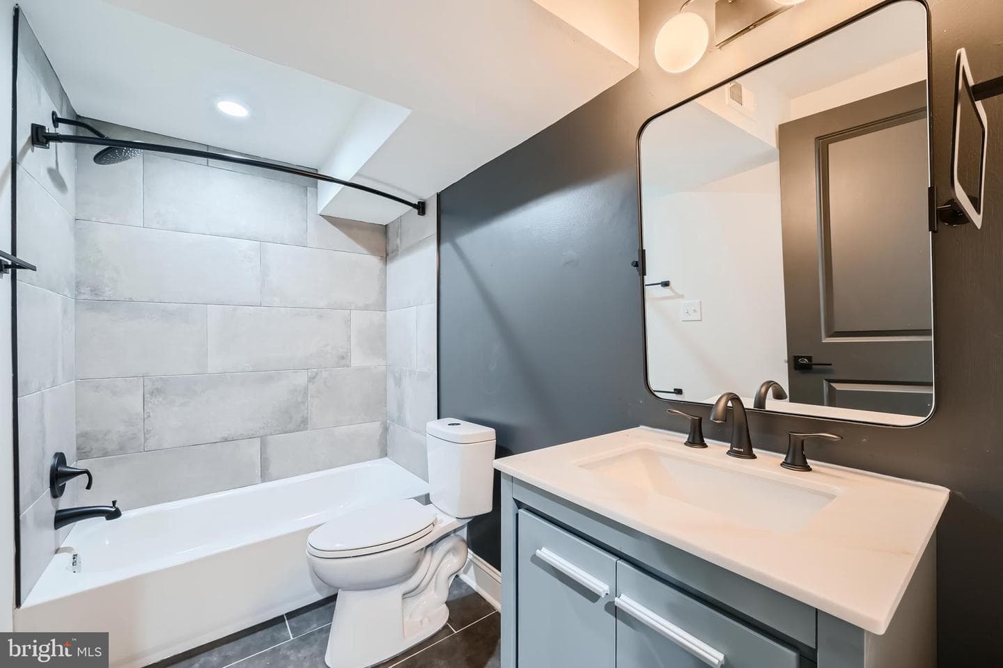2040 Braddish Avenue photo 30