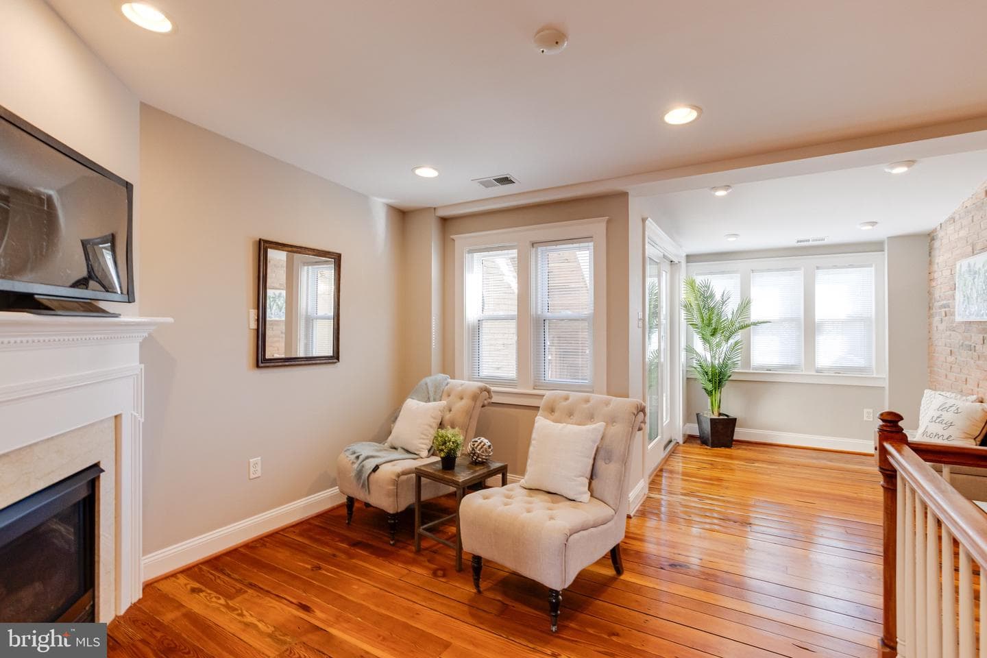 1209 Riverside Avenue photo 41