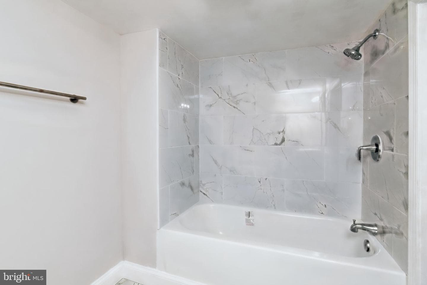 112 N Kenwood Avenue photo 28