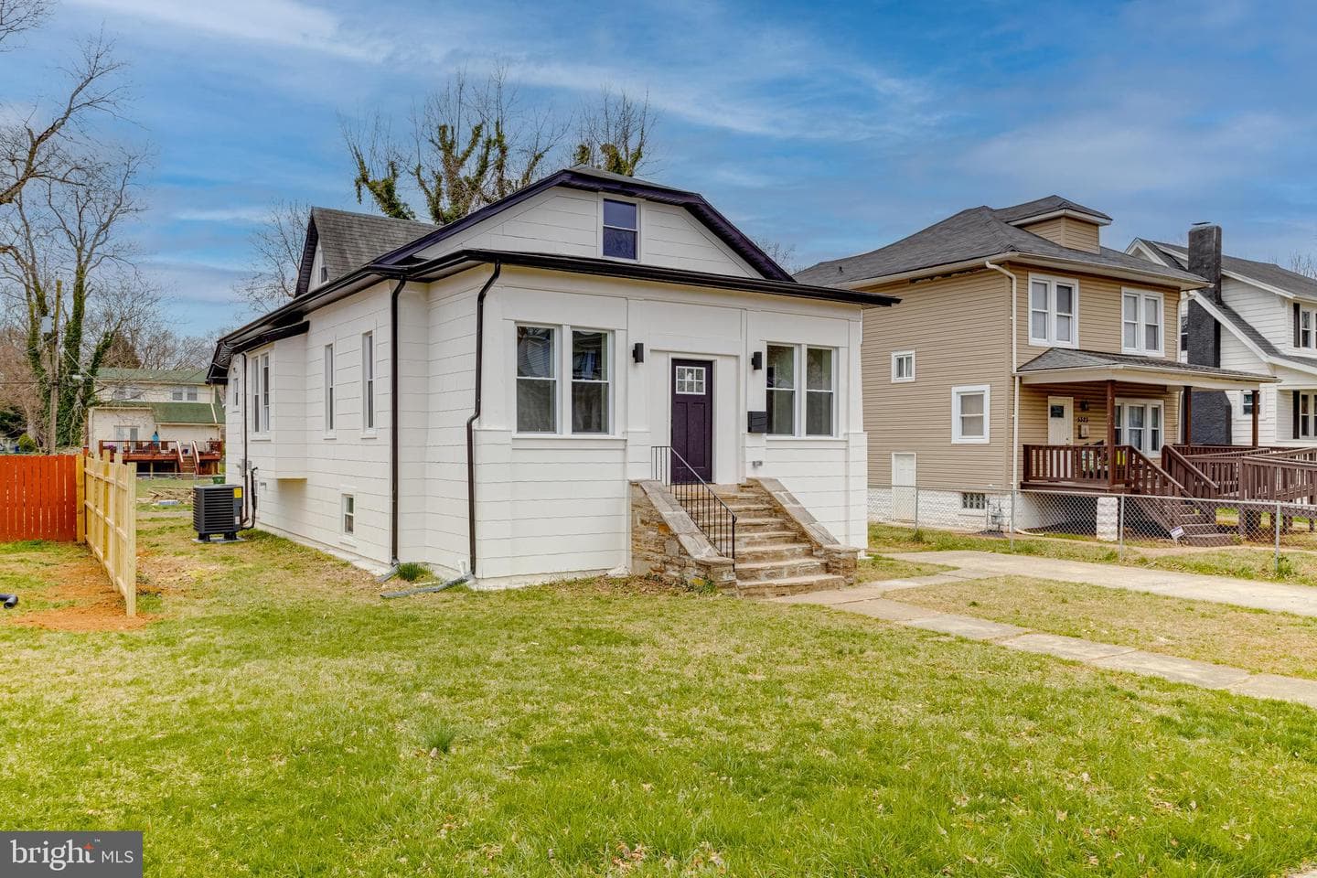 5321 Wesley Ave photo 3