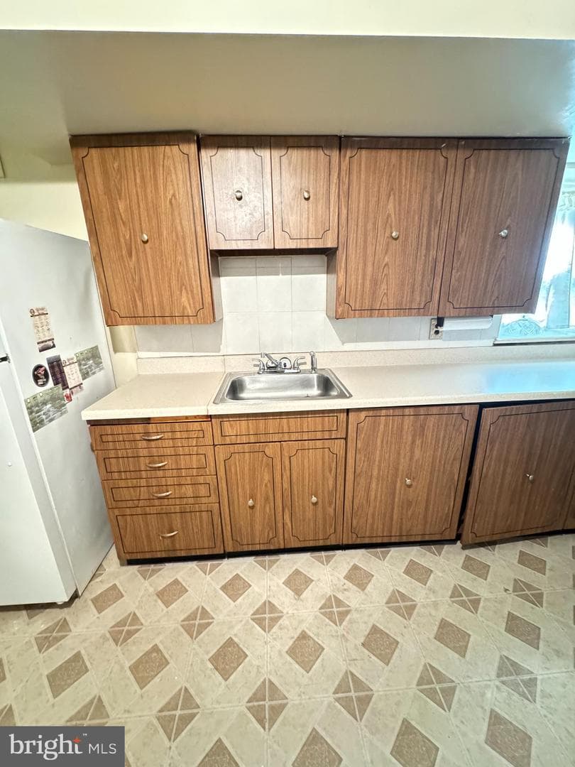 3572 Juneway photo 7