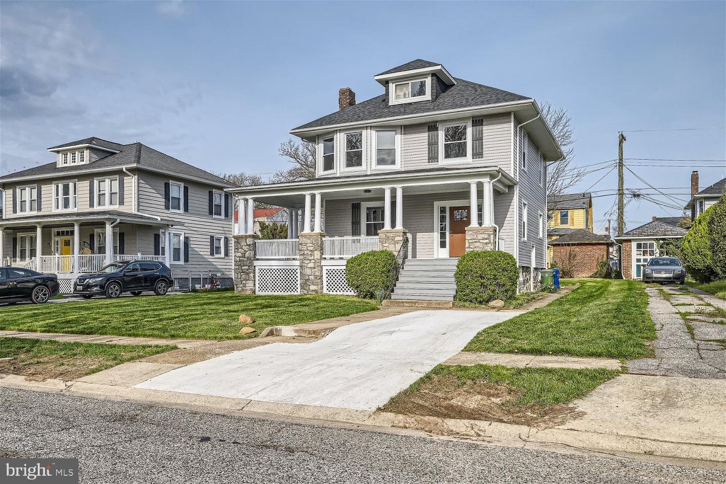 3510 Cedardale Road photo 4