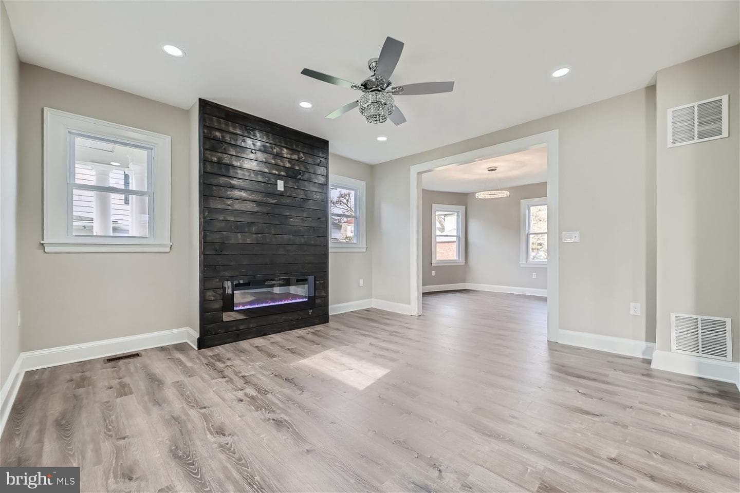 3510 Cedardale Road photo 9