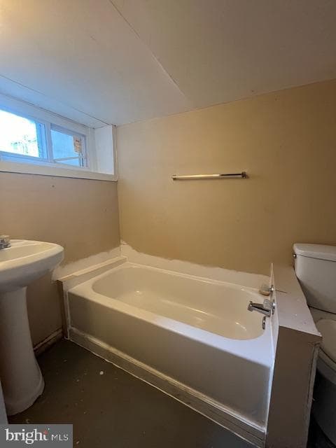 2855 Mayfield Avenue photo 14