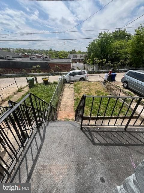 2855 Mayfield Avenue photo 18