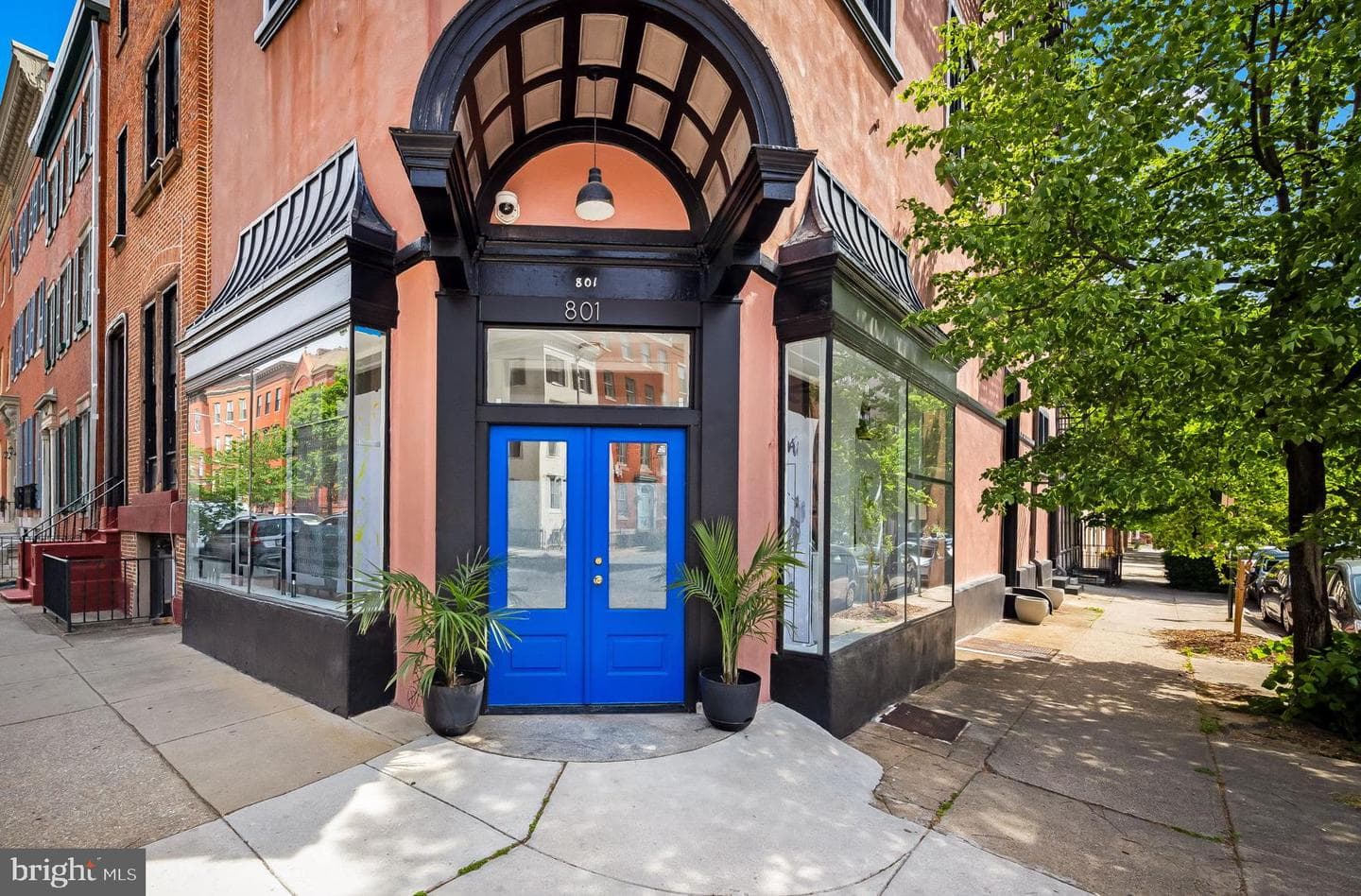 801 Park Ave