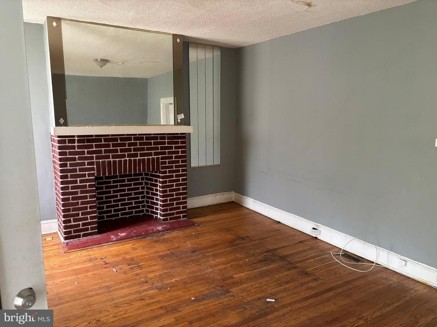 2912 Poplar Terrace photo 2