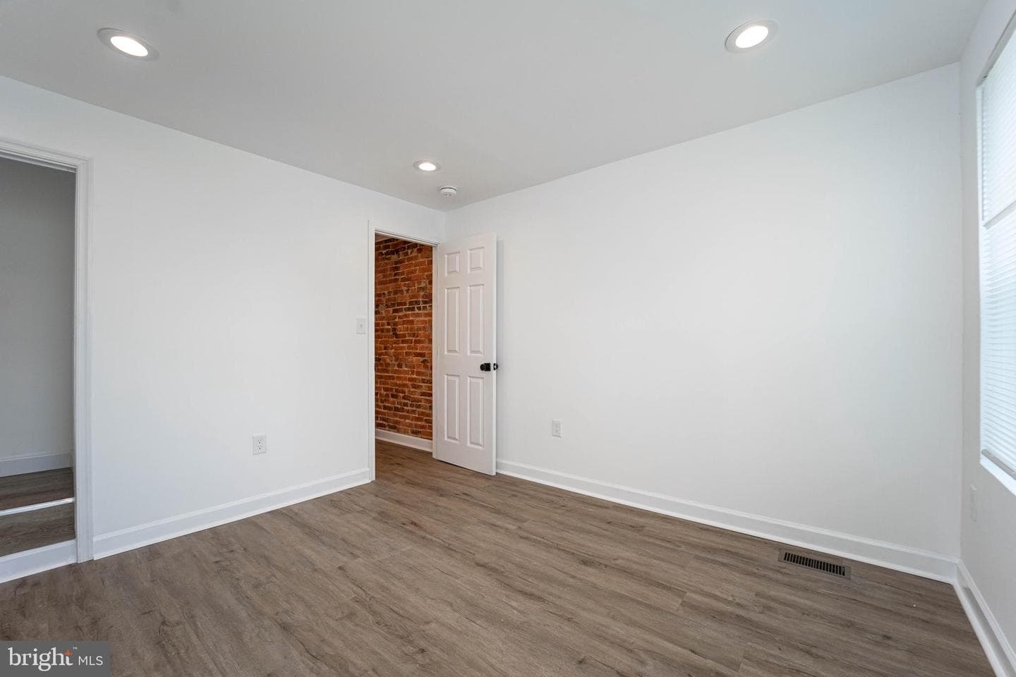 2808 Fox Street photo 12