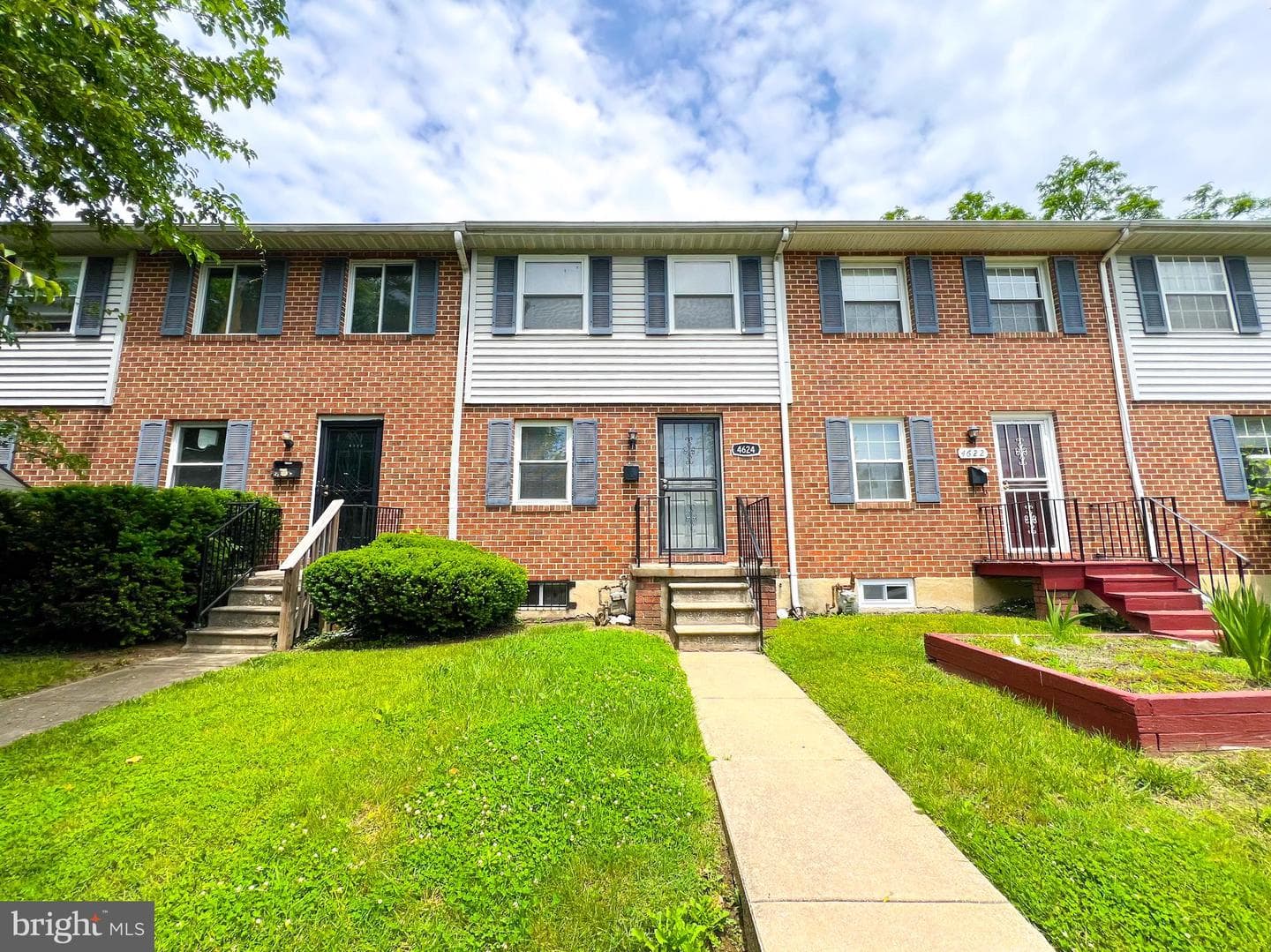 4624 Frederick Avenue photo 2