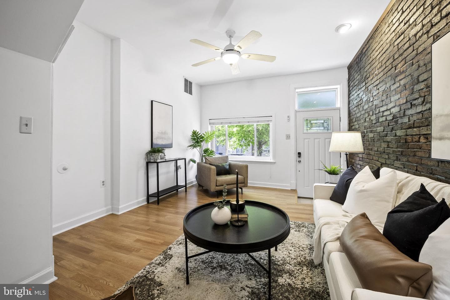 3527 Claremont Street photo 7