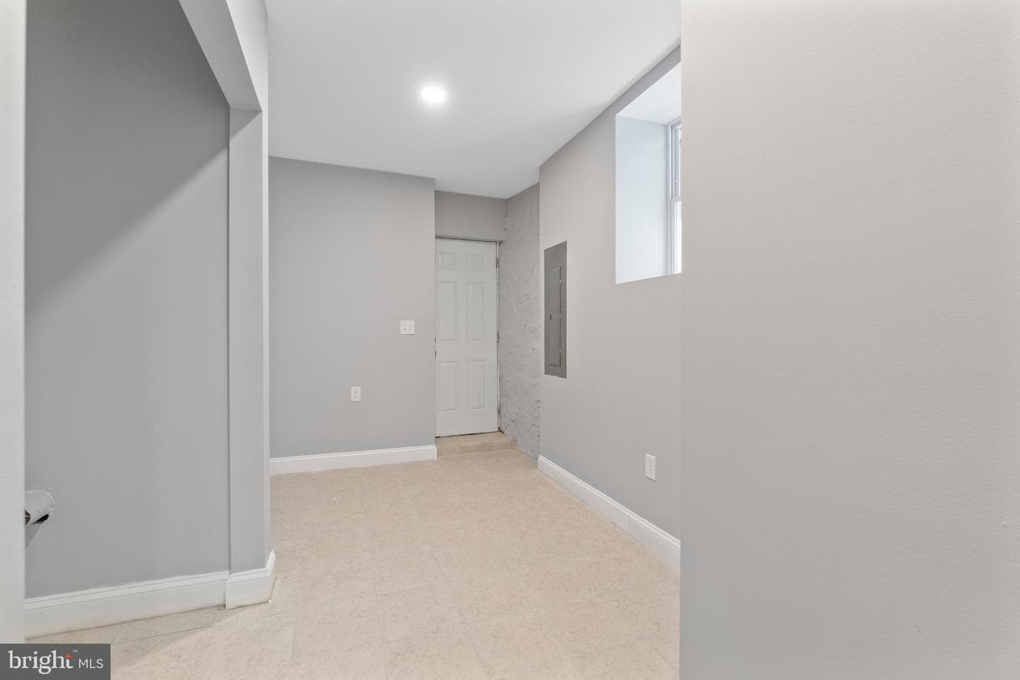 2316 Calverton Heights Avenue photo 27
