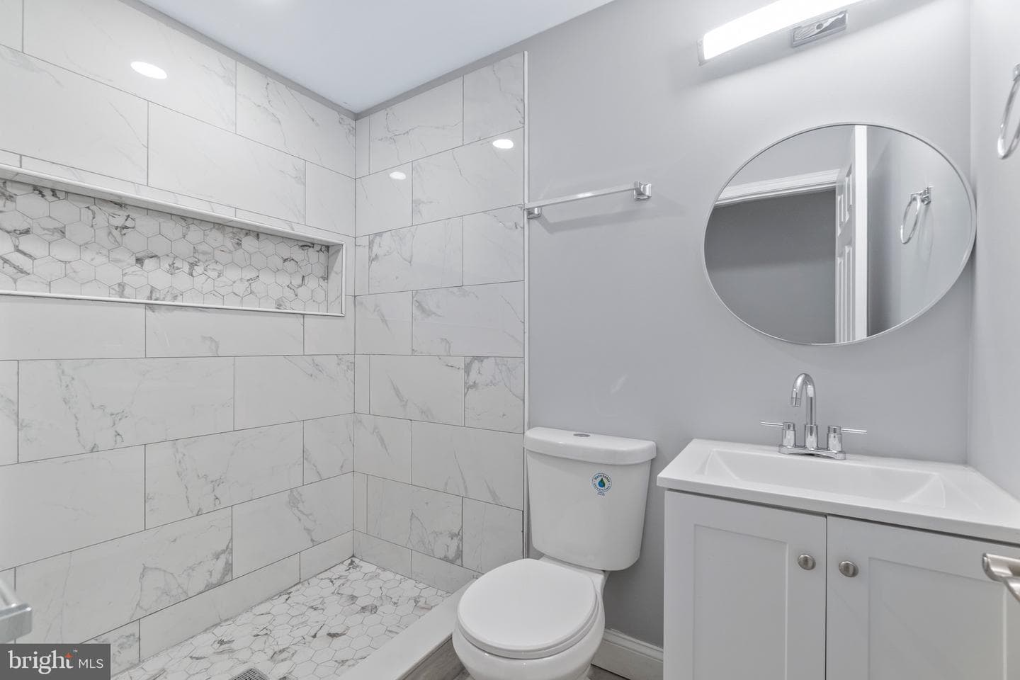 2316 Calverton Heights Avenue photo 28