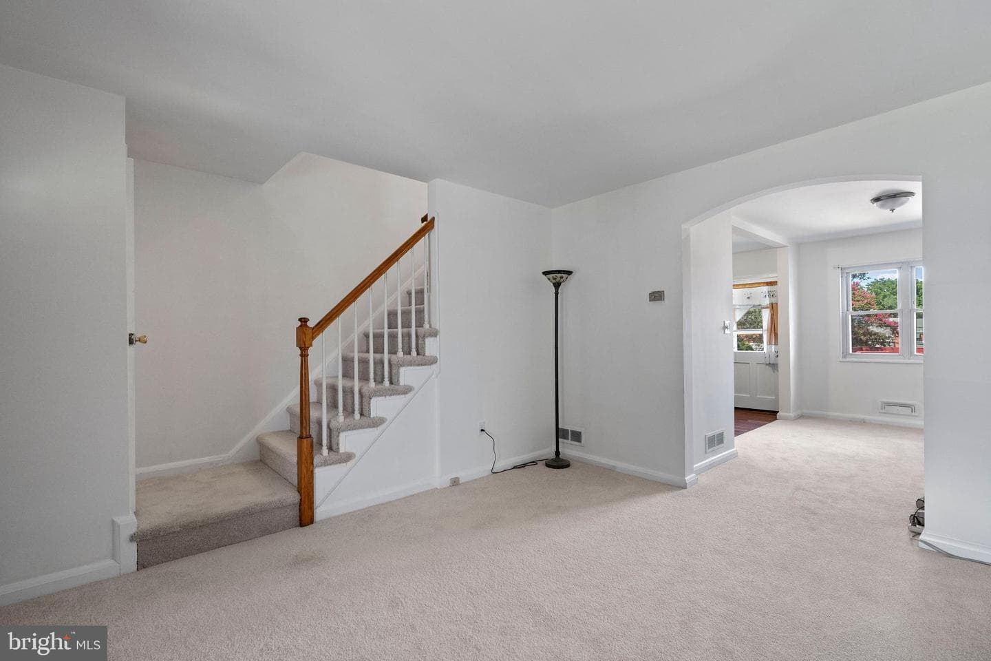 4730 Williston Street photo 4