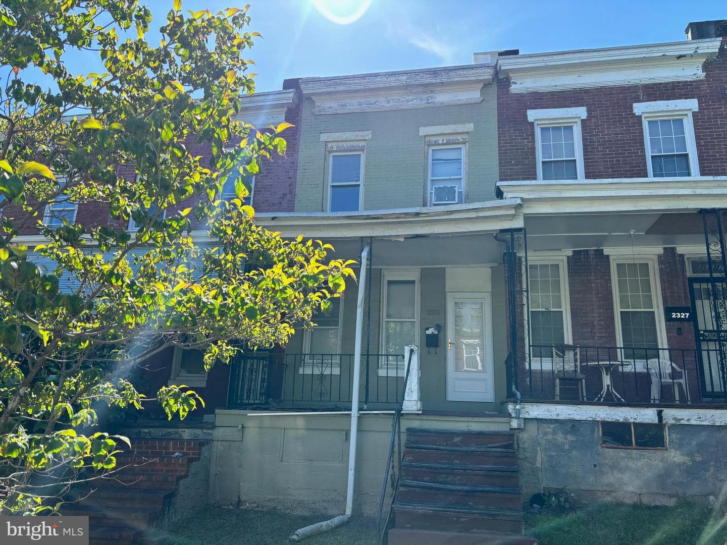 2325 Sidney Avenue photo 1